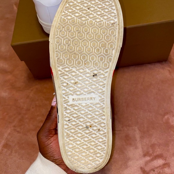 Burberry sneakers - Picture 6 of 7